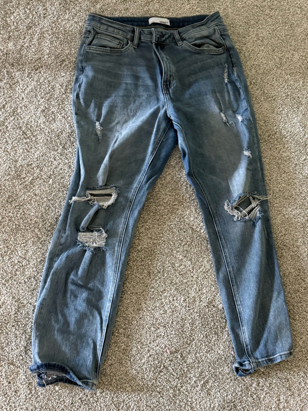 Boyfriend Ripped Jeans in Distressed Blue